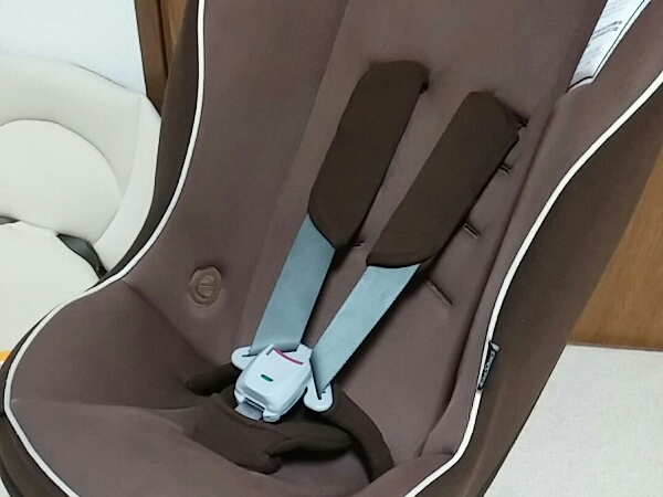 洗濯済 コンビ チャイルドシート コッコロeg Ux Combi 新生児 コンビ 売買されたオークション情報 Yahooの商品情報をアーカイブ公開 オークファン Aucfan Com