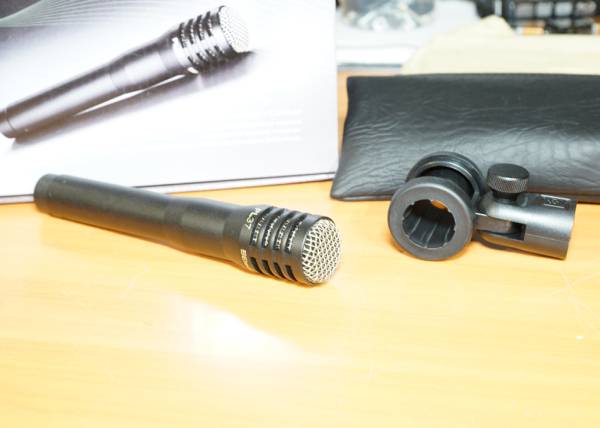 EV エレクトロヴォイス PL37 高性能リーズナブルなマイクです。