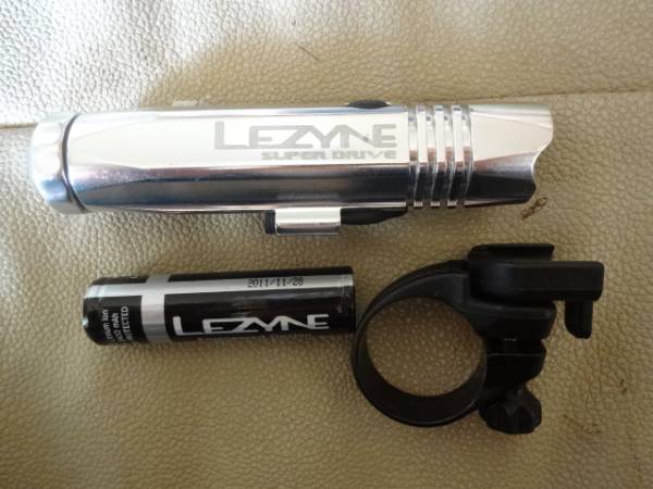 LEZYNE　レザイン　SUPER DEIVE　豪華おまけつき