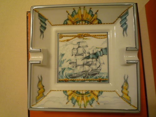 ★HERMES　エルメス　灰皿　箱付　美品　大型　正方形★