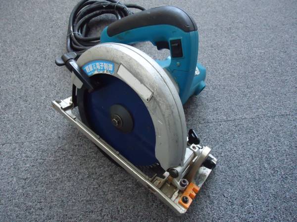 【中古】☆マキタ　５６１６CBA　１６５ｍｍ電子造作用マルノコ