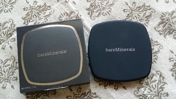 試し塗りのみ！ベアミネラルのレディルミナイザー_1