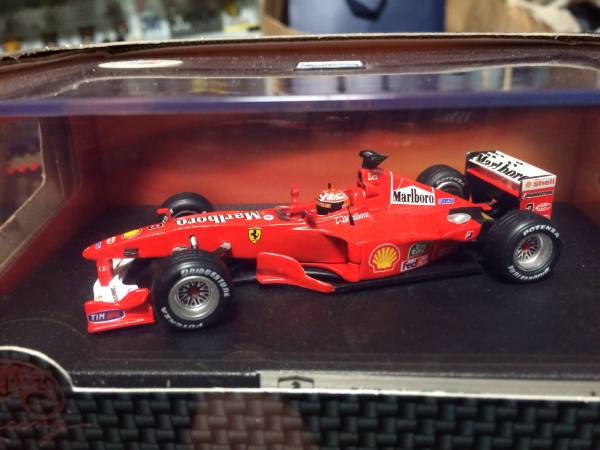 1/43 マテル FERRARI F1-2000 M.シューマッハ タバコ仕様