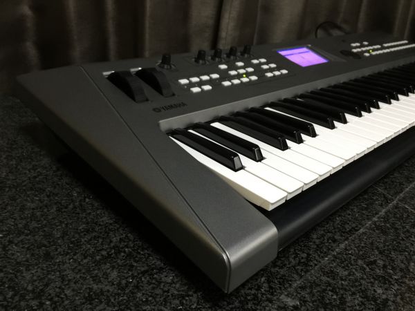 完動美品 YAMAHA MM6 シンセサイザー 61鍵 取説/純正ケース付