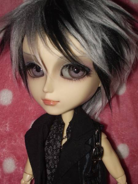 カスタム　テヤン　衣装、スタンド付き