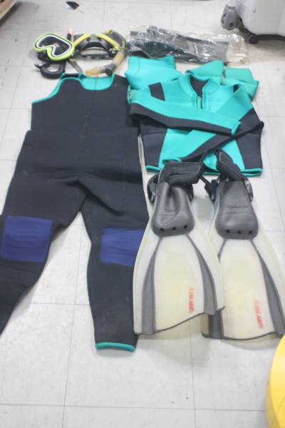 ★スキューバダイビングセット★ジャケットウェットスーツ等★