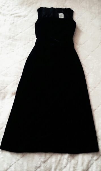 シビラ*゜°ベルベットワンピース Mサイズ *°゜*°゜*