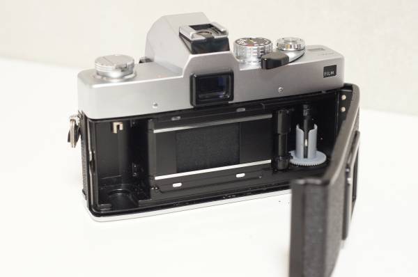 海外向け ミノルタ SRT 303b クローム シャッター可動 Minolta SRT