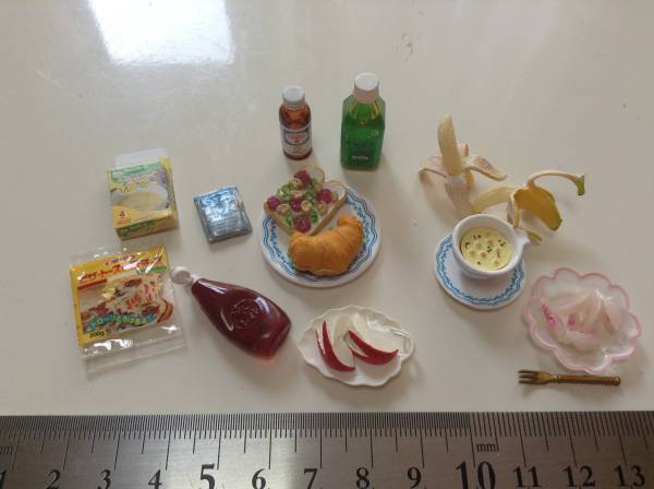 ちゃんと朝食食べていってね！！ミニチュアセット☆訳あり_1