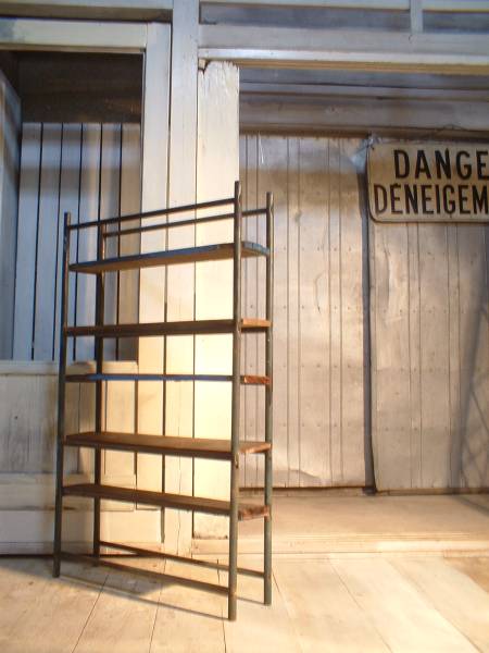 鉄脚と古材の棚アンティーク工業系アトリエリネン