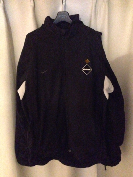 ソフ ブリストル FCRB ナイロンジャケット 黒Bristol