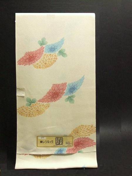 【宝彩館】かたせ梨乃 洗える着物東レシルック小紋反物