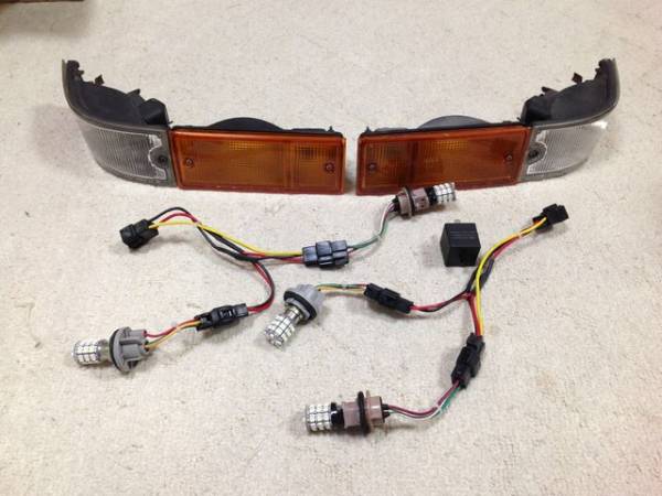 AE86後期トレノ ウインカー【ウィポジ加工品】ジャンク品