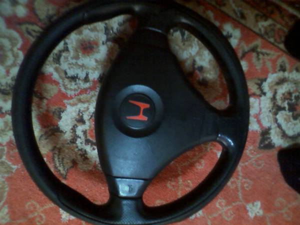 ＥＫ９　タイプＲ　ＤＣ２　インテグラ　モモ　ハンドル　ステア