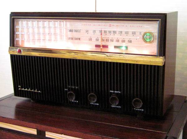 ◇希少な逸品◇東芝真空管ラジオ[7RA-32]◇整備済・良く鳴ります