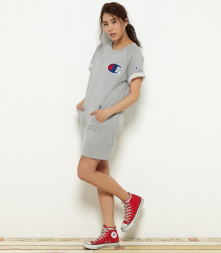ロデオクラウンズ Champion RCAC スウェット ワンピース