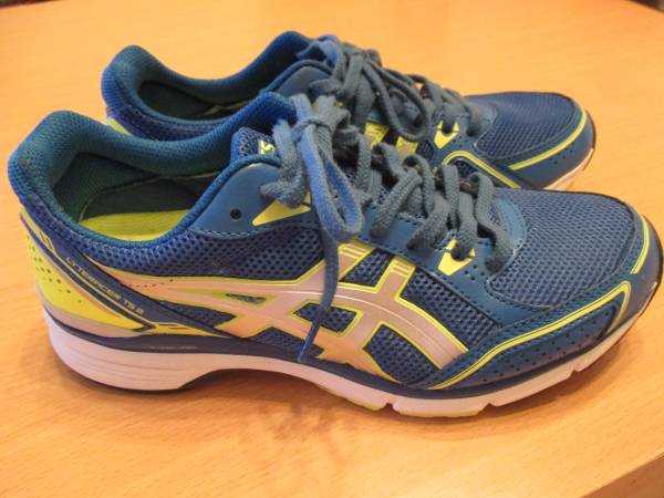 アシックス ライトレーサー TS2　24.5_2