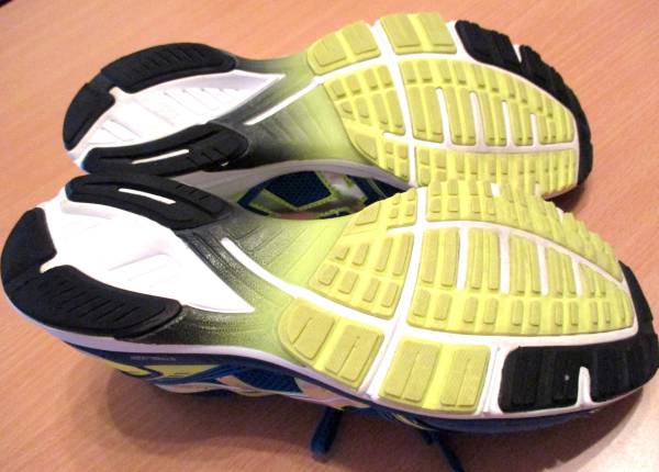 アシックス ライトレーサー TS2　24.5_3