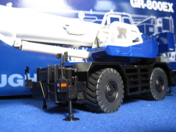 1/50スケールモデル TADANO GR-800EX 輸出用 ラフタークレーン(建設
