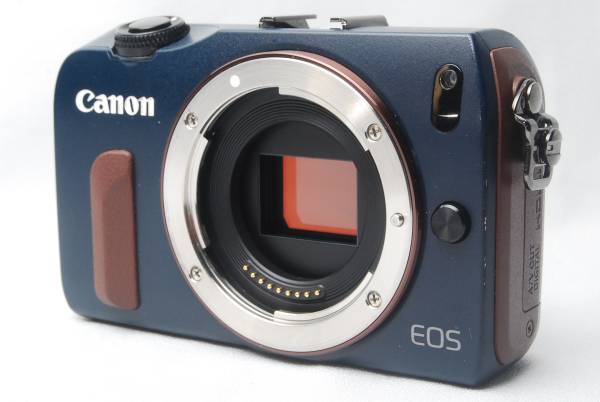 ★元箱付超極美★キャノン CANON EOS M★付属品充実★#85