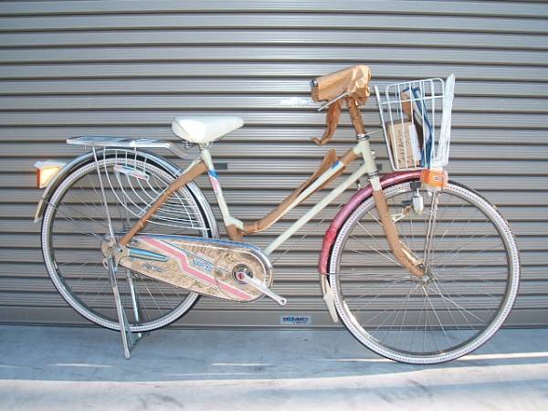 レトロ？ビンテージ？新車・オツダ・婦人用ステンレス白系・26吋