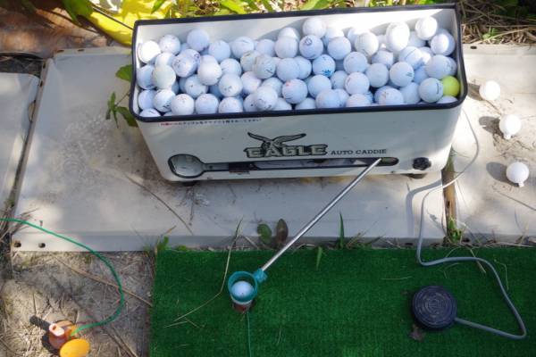 EAGLE AUTO CADDIE 自動ゴルフボール ディスペンサー 中古(ショット用 