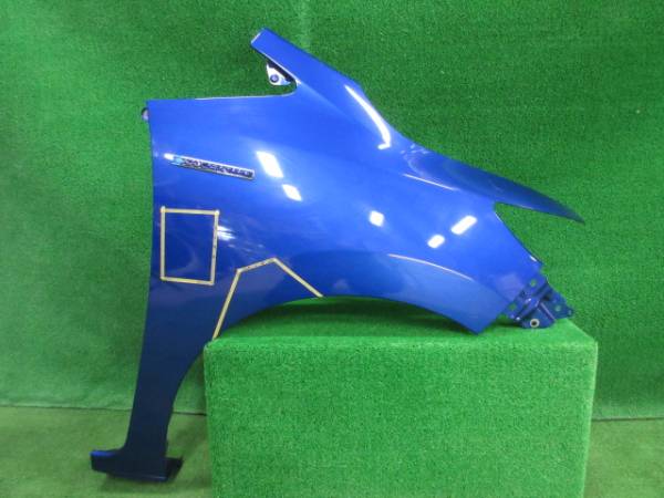 ホンダ　フィット　GK3/GP5　右フェンダー　純正　324727