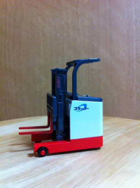 ニチユ製フォークリフト　激レア　プラッタープルバックカー_2