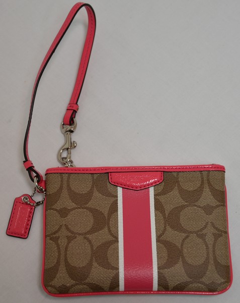 ●□COACHコーチシグネチャーポーチ(茶×桃赤)新品正規品本物◆