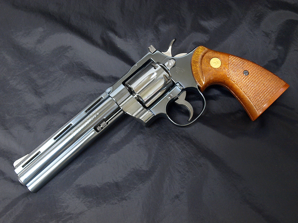 ガスガン】TANAKA Colt Python 6in. ブルーイングカスタム（コンバット 