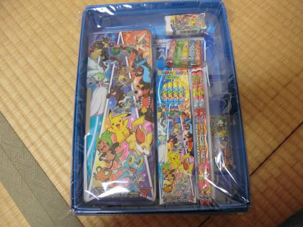ポケモンｘｙ 文房具セット筆箱２ｂ鉛筆１ダースお道具箱他 文房具 売買されたオークション情報 Yahooの商品情報をアーカイブ公開 オークファン Aucfan Com
