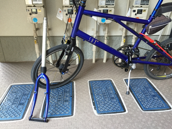 ミニベロ SBX MC-2 カスタム 20インチ ミニベロ「SBX MC－2」サス付フロントフォーク/中古