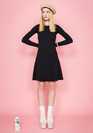 Pameo Pose ベレー帽 帽子 Unif Sretsis ベレー帽 売買されたオークション情報 Yahooの商品情報をアーカイブ公開 オークファン Aucfan Com