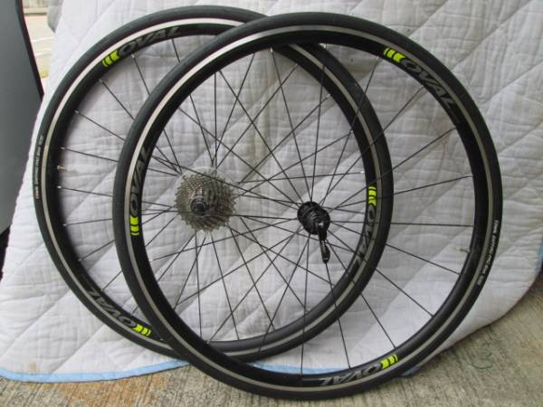 ★OVAL★ロードバイクタイヤ★327★