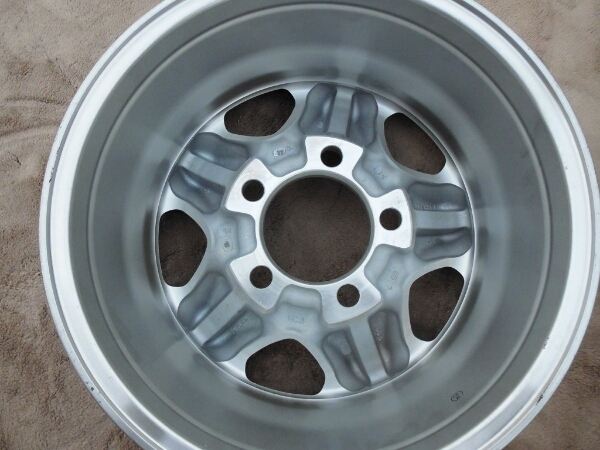 納車外し トヨタ ランドクルーザー 70 純正 アルミ ホイール 4本