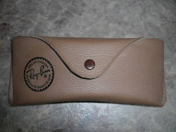 H　 レイバン　サングラス　中古品