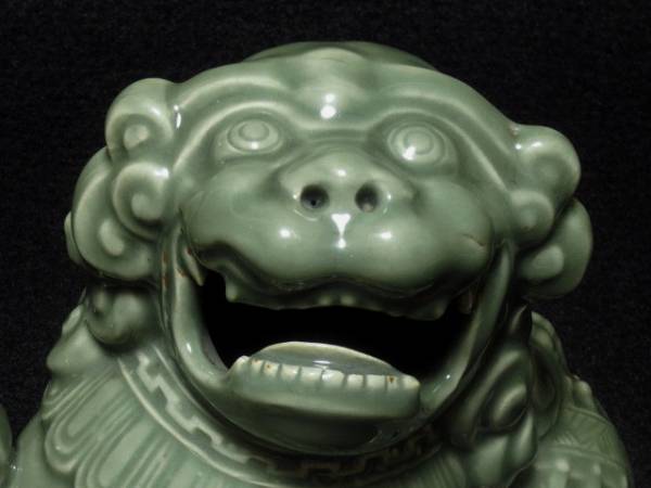 三田青磁 獅子 唐獅子 狛犬 置物 古三田 古鍋島 古平戸(青磁)｜売買