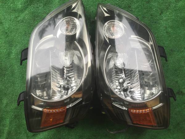★状態良★AZR60G AZR65G ノア 前期 純正左右ヘッドライト HID