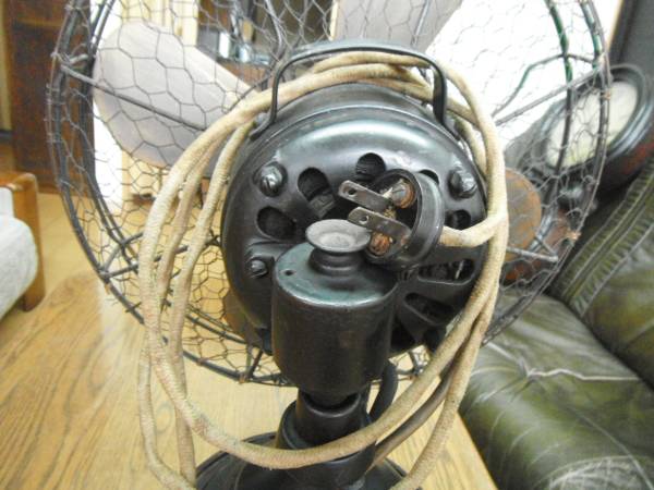 稼働品レトロ アンティーク 芝浦製作所 鉄製の重い扇風機