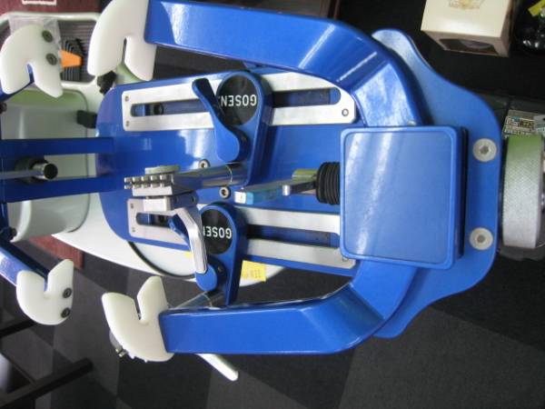 バドミントン・テニス両用電動ストリングマシーン GOSEN GM800