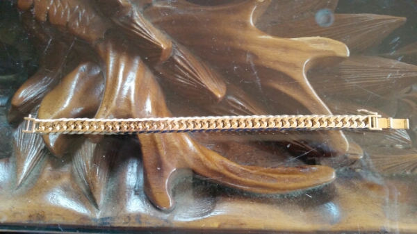 完全売り切ります。本物50グラム　ブレスレットK18