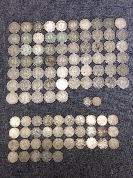五十銭銀貨たくさん ＋五分ニ戔2枚付き 古銭