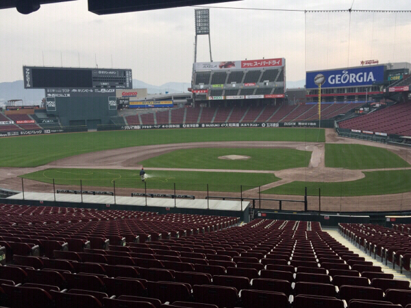 8/12広島×ヤクルト マツダ3塁側S年間指定席ペア！屋根下 SS真横