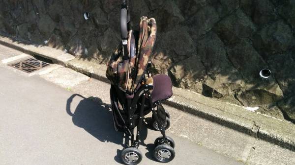 アップリカ ベビーカー ドリブル４ 迷彩柄 A型ベビーカー 売買されたオークション情報 Yahooの商品情報をアーカイブ公開 オークファン Aucfan Com