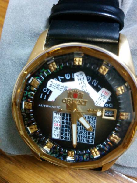 【送料込】オリエント　カレンダーが特徴_1
