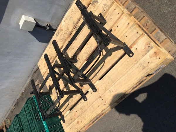 レカロ用シートレール　ホンダ　ステップワゴン　2脚セット