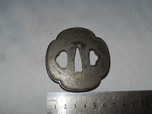 ☆岡黒☆　極上　時代　銅製　輪花鍔　約１５２ｇ　稀少品　美品