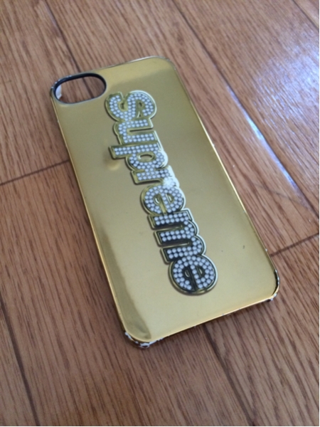 Supreme Iphone Case アイフォン ケース 5 5s Box ステッカー 3 その他 売買されたオークション情報 Yahooの商品情報をアーカイブ公開 オークファン Aucfan Com