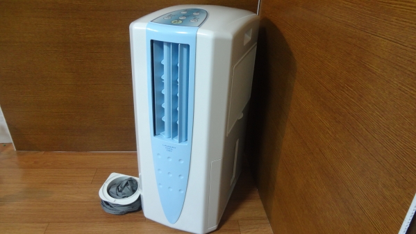 ◇コロナ CORONA CDM-1013 冷風衣類乾燥除湿機◇