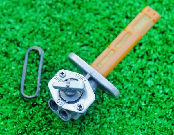 YAMAHA SRX400 ガソリンコック 燃料コック ☆SRX600 used 40802